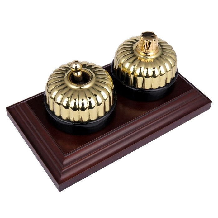 Classic 20 Series 10a Toggle Switch With Fluted Cover And Porcelain Base