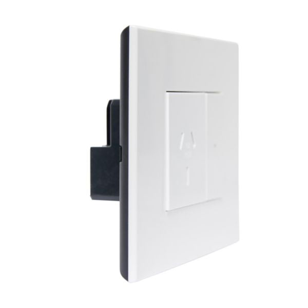 HPM Legrand Arteor With Netatmo - Smart Single Power Point side