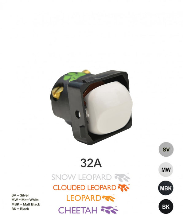 Trader Cats Eye Switched Mechanism 32a, Available in 5 Colours