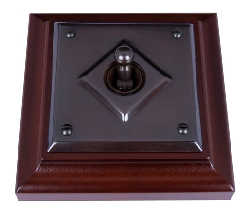 Classic 10 Series Standard 10a Toggle Switch