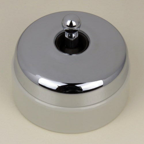 Classic 30 Series 10a Toggle Switch With Smooth Shallow Cover And Porcelain Base