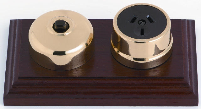 Classic 56 Series Single Power Point Outlet