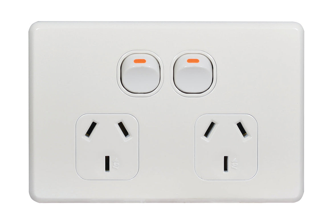 Trader Flat Cat Powerpoints | Slimline Double, Quad & USB GPOs ...